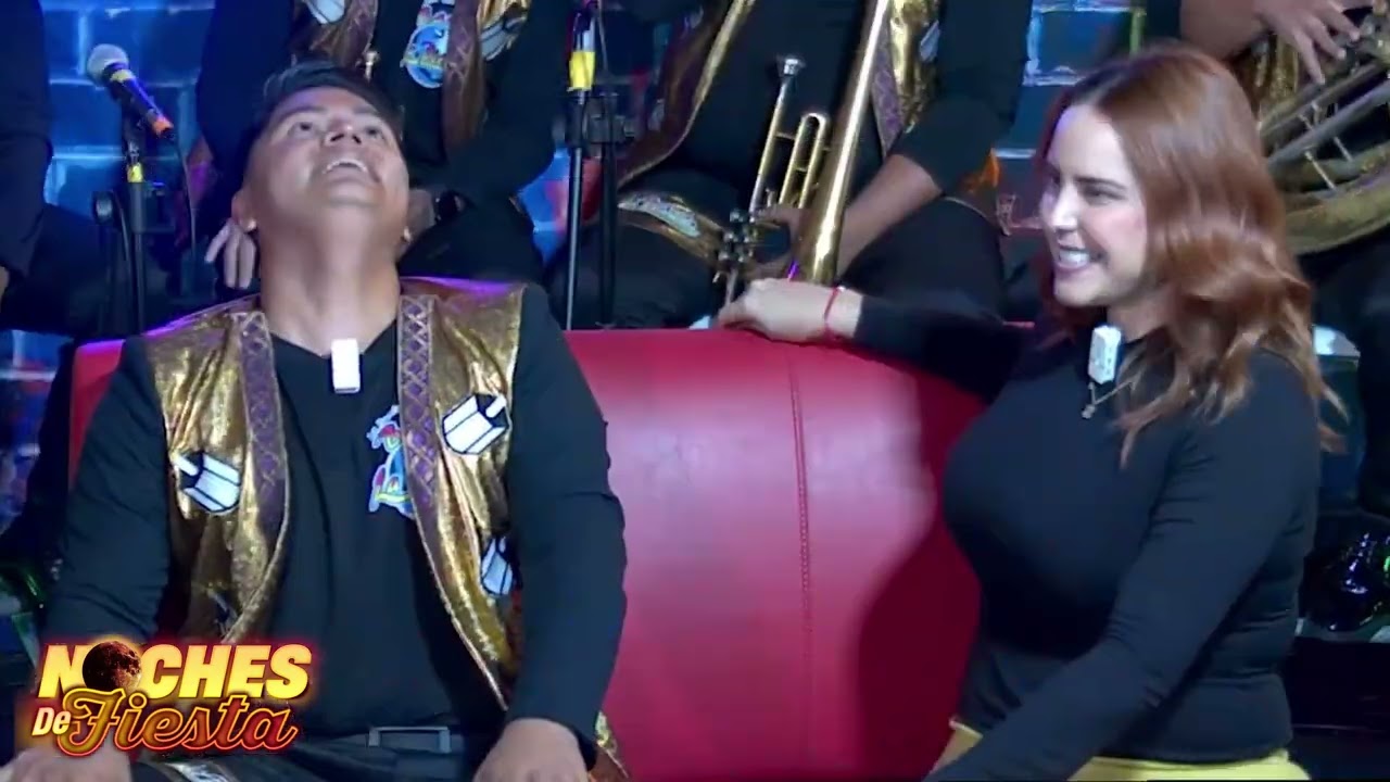 BANDA LA PIRINOLA EN LAS NOCHES DE FIESTA | NOCHES DE AC&Uacute;STICOS
