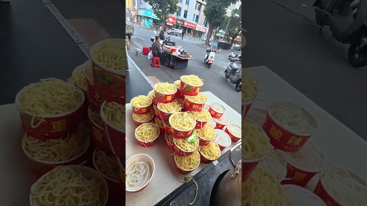 🌟 Mastering Zhajiangmian  Hot Dry Noodles  Authentic China Street Food POV in Action