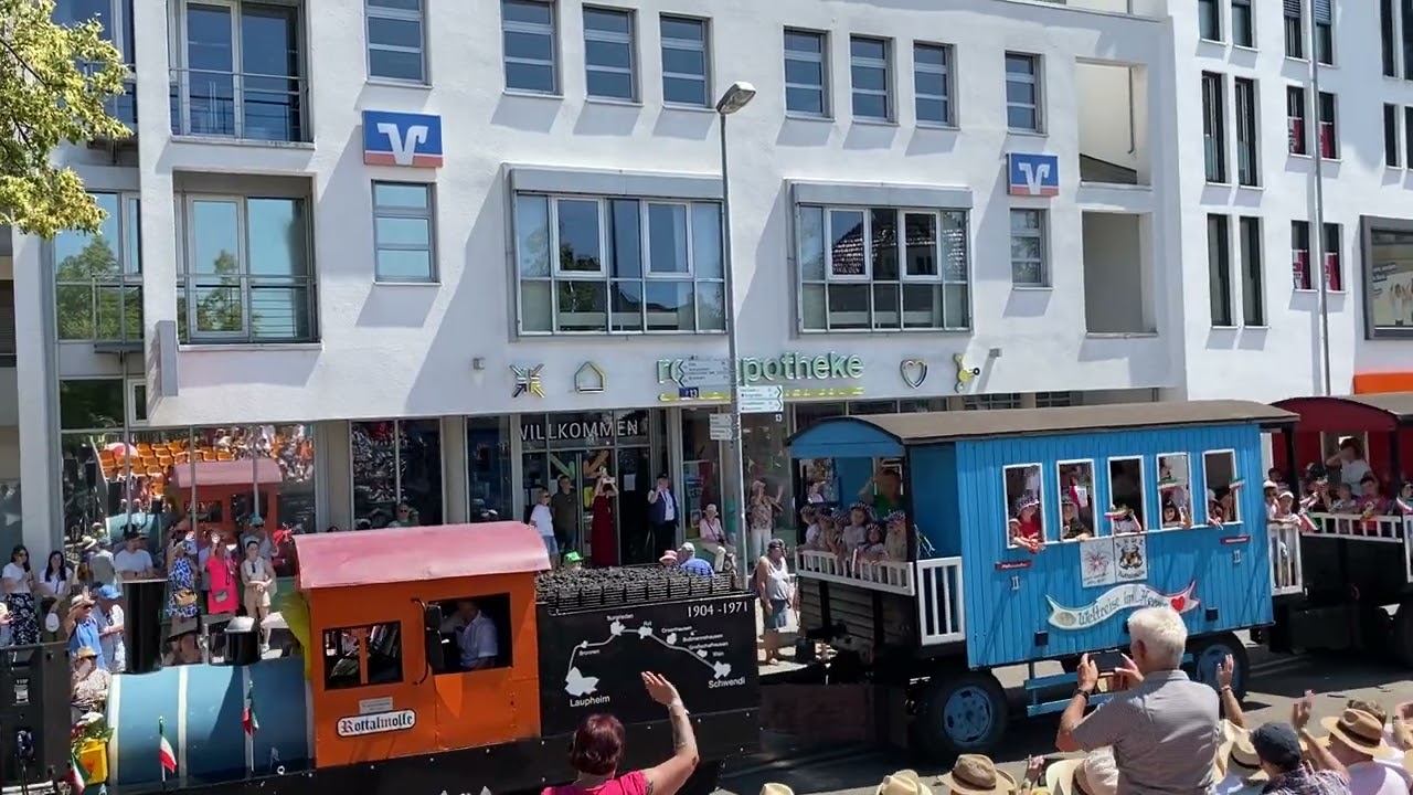Kinder- und Heimatfest Laupheim 2025 - großer Festumzug Montag  Teil 16/16
