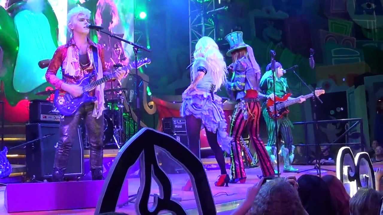 Epic Mad T Party-Unbirthday Song/Hey Ya (07/20/13)