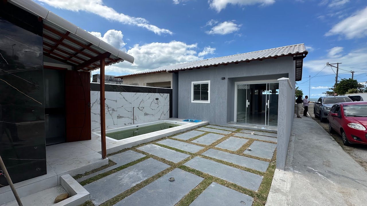 Casa nova praticamente pé na areia no Pontal de Unamar - Pronta entrega