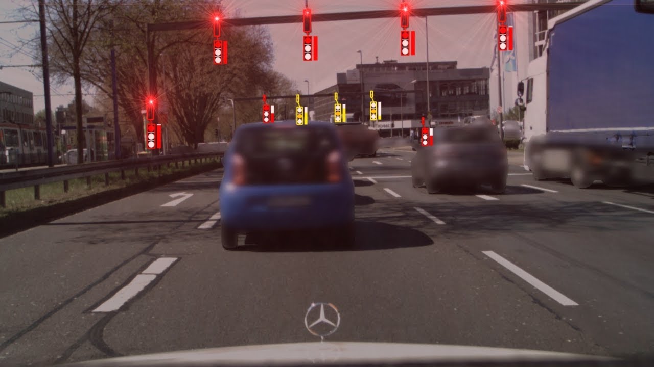 Detecting Traffic Lights by Single Shot Detection