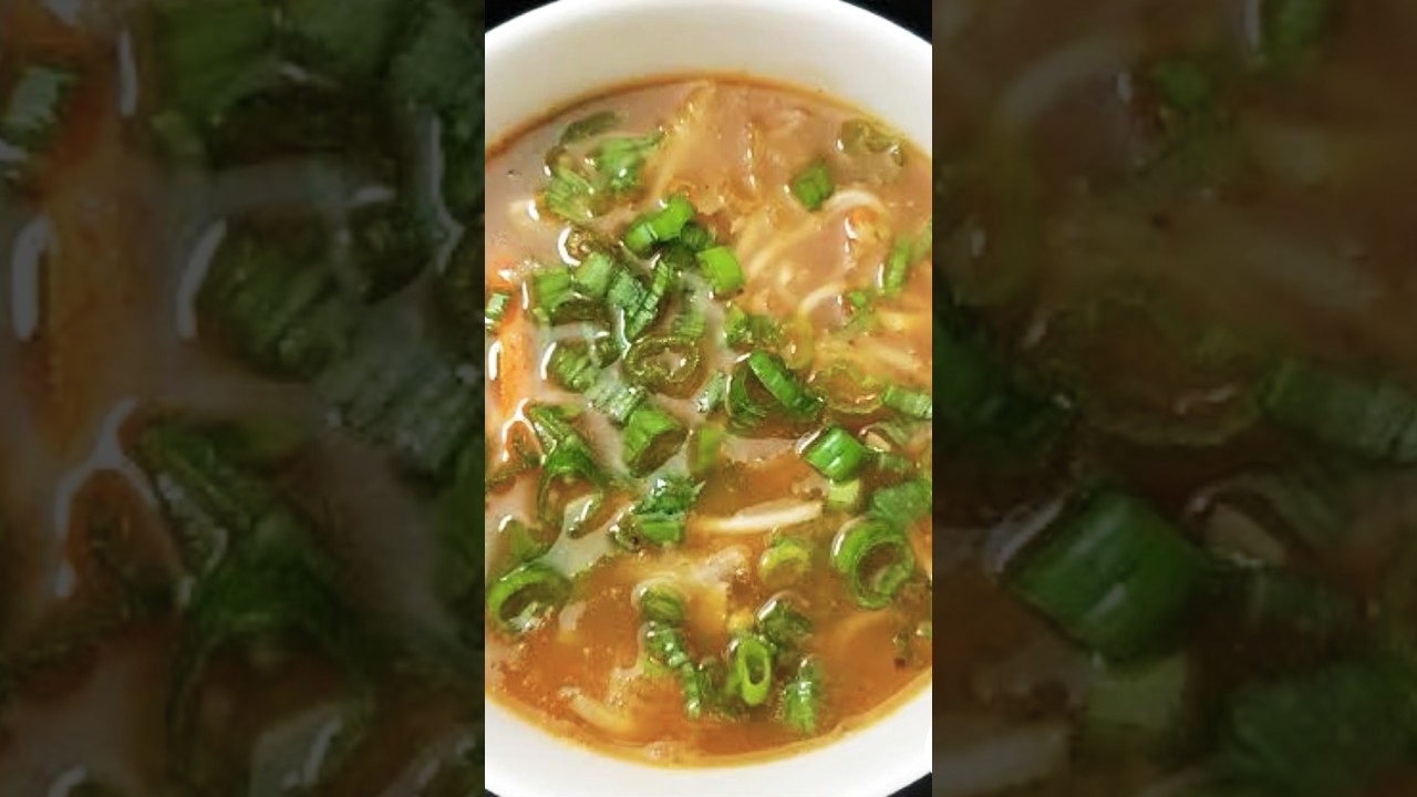 Vegetable Talumein soup | Indo Chinese veg and noodles soup | 