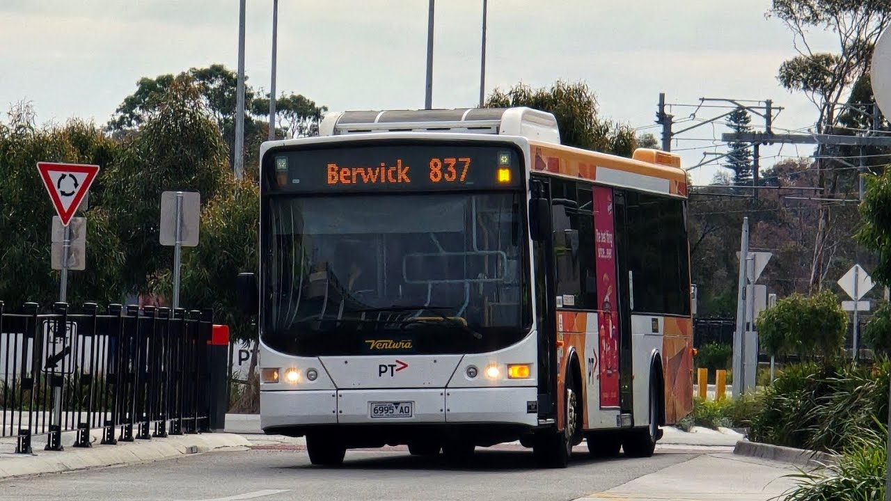 Ventura Pakenham 603 on Route 847 