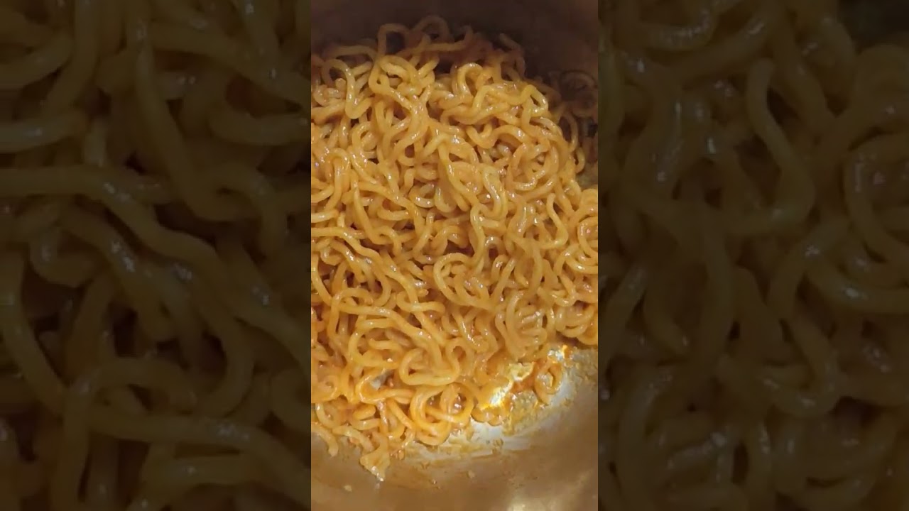 MAKING DRIED NOODLES WHILE BEING DRUNK 
