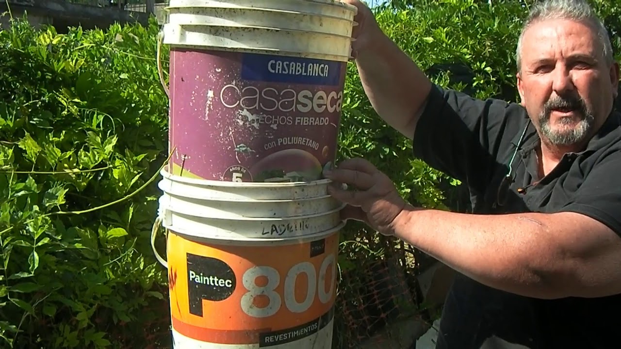 Lombricultura F&aacute;cil. V&iacute;deo (5) Como criar en tachos de 20 Litros. Pros y contras.