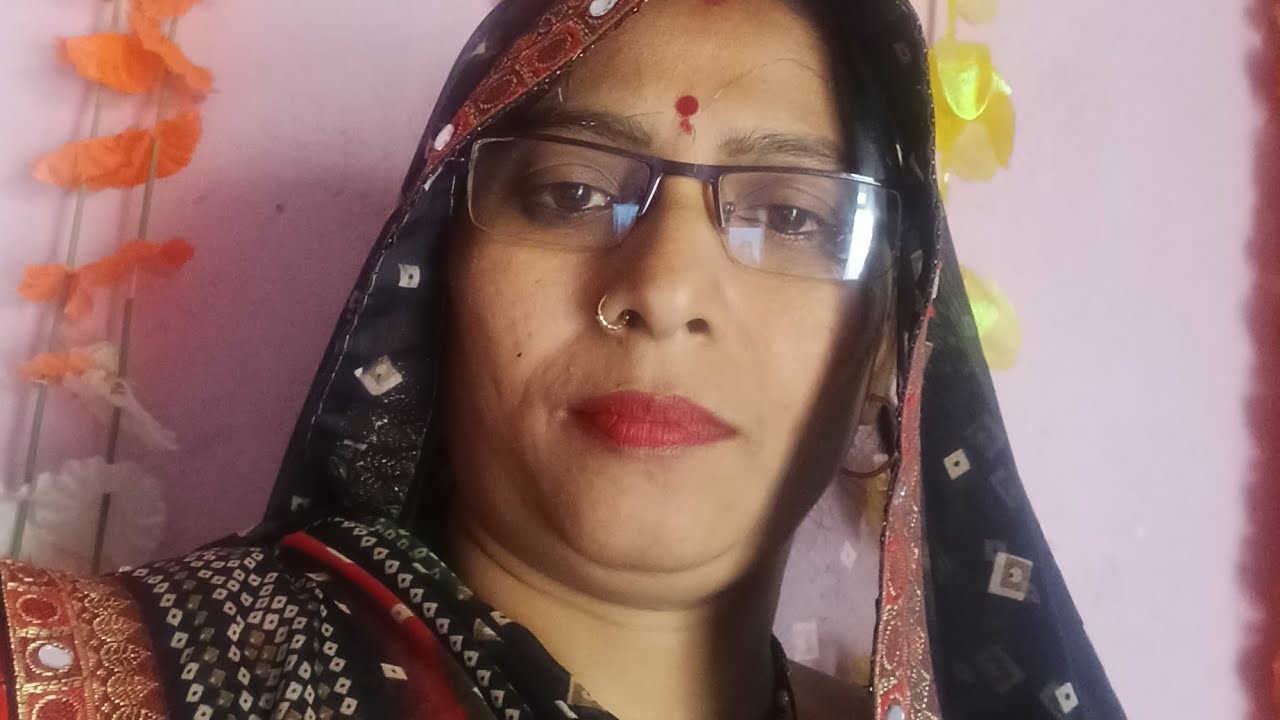 asha bhadoriya bhajan 99 9 is live main sabhi ka swagat hai 😃😃