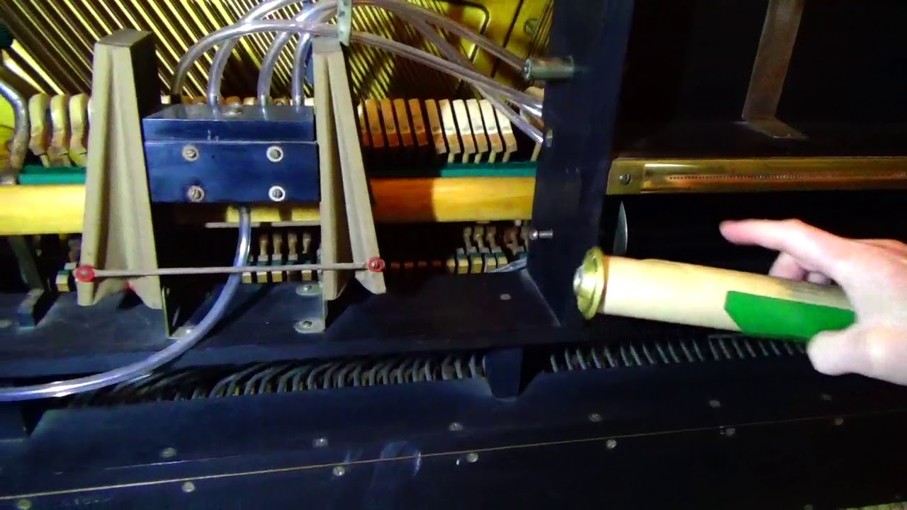 How a player piano works