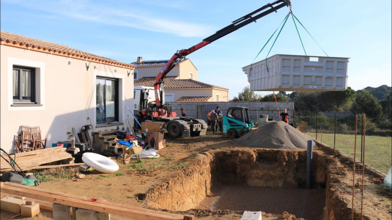 Piscine coque (fouilles + pose)