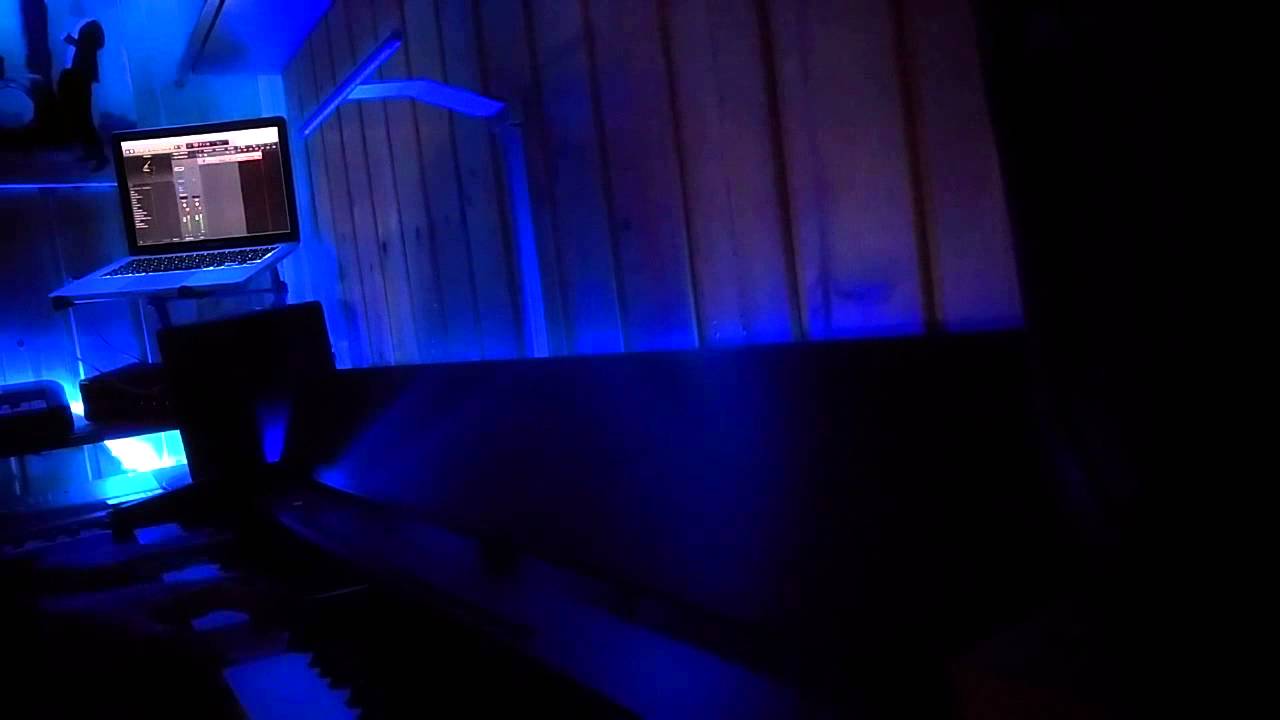 Lady Fantasy Camel Piano