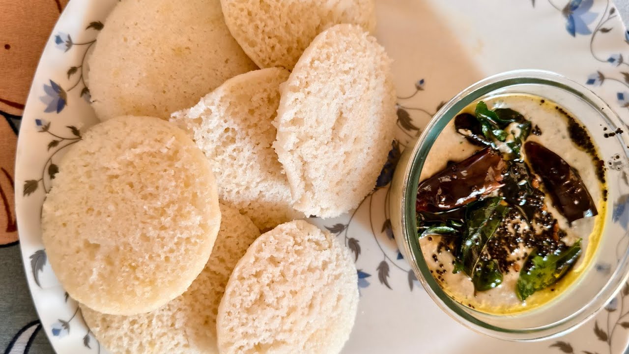 Soft Idli Recipe | Perfect Idli with Idli Rava | Restaurant Style Idli Chutney Recipe | Spongy Idli 