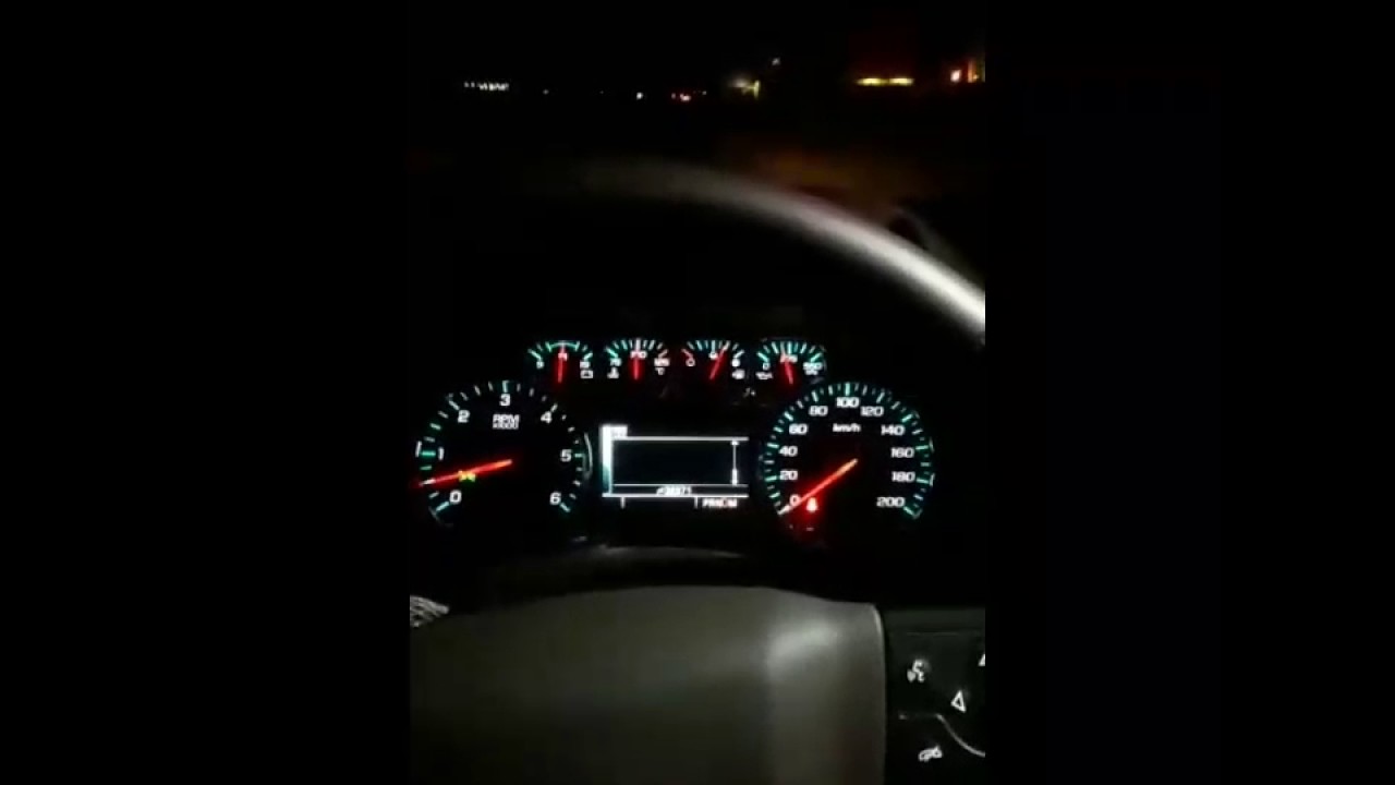 طريقة تشغيل النور العالي تلقائي يوكن أو تاهو من 2016 وطالع