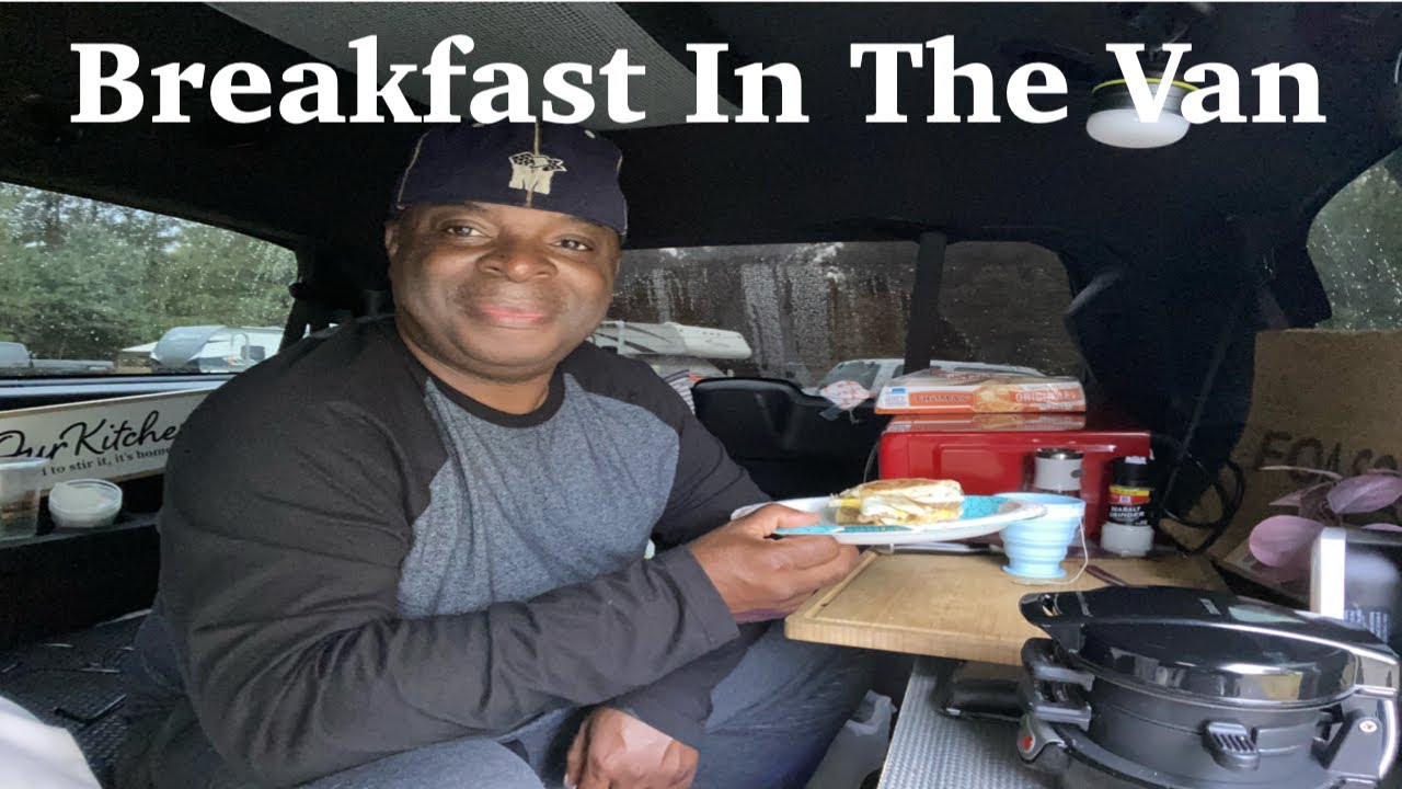 Living In A Minivan | Breakfast In The Van