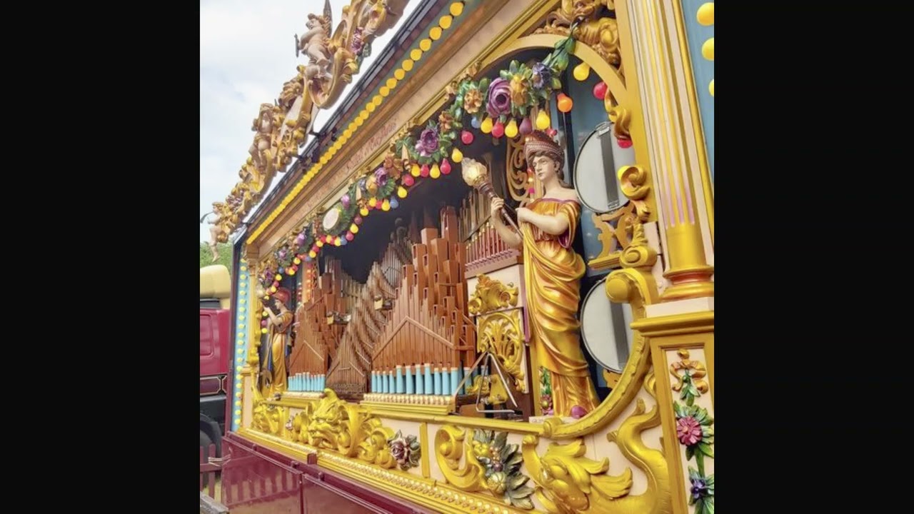 WHITE'S MAMMOTH GAVIOLI FAIRGROUND ORGAN and interview with organ builder Kevin Meayers