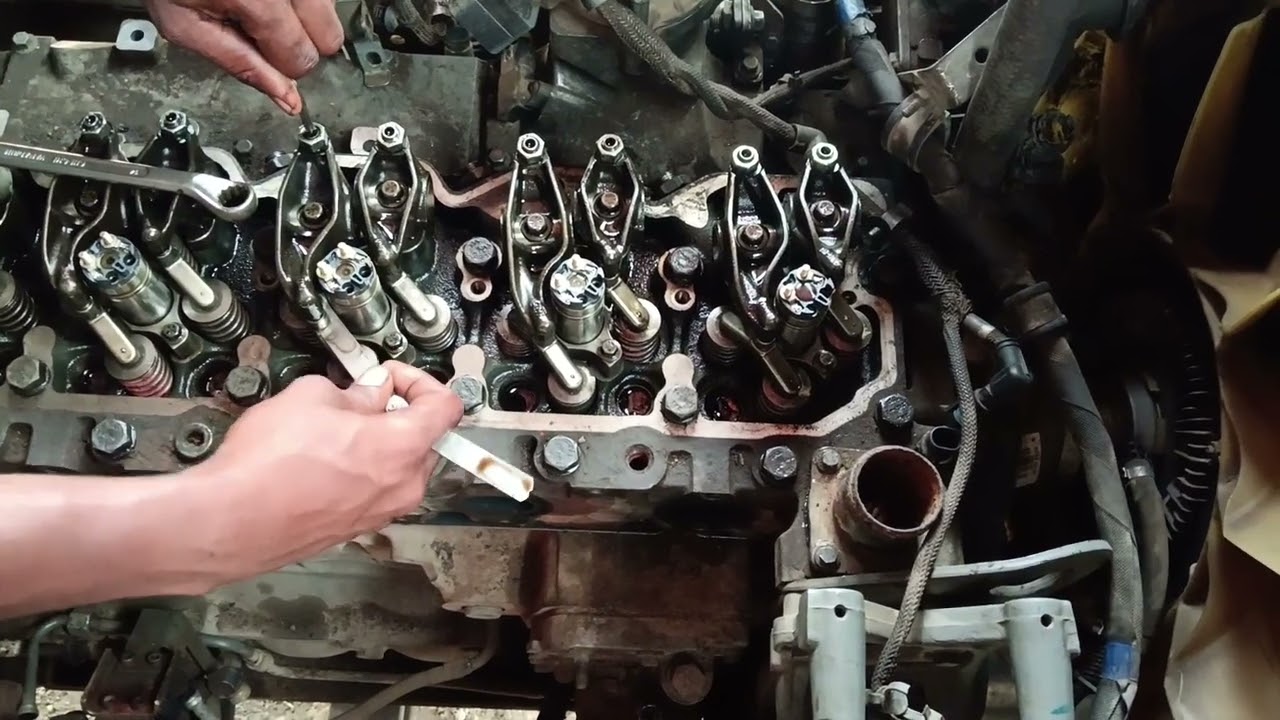 Cummins engine tipped setting #shortfeed #automobile #viralvideos #tata #engine #yt #restoration