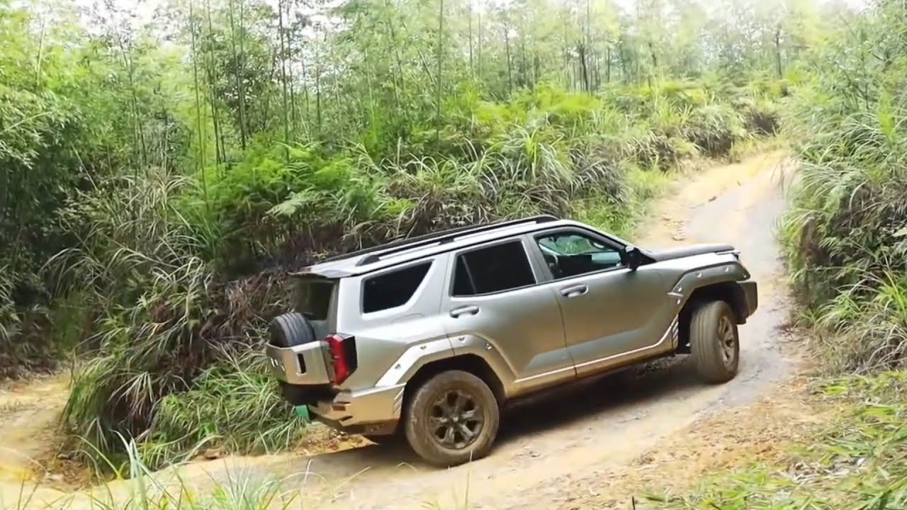 TANK 400 Hi4-T un SUV con un estilo salvaje y fuertes capacidades todoterreno