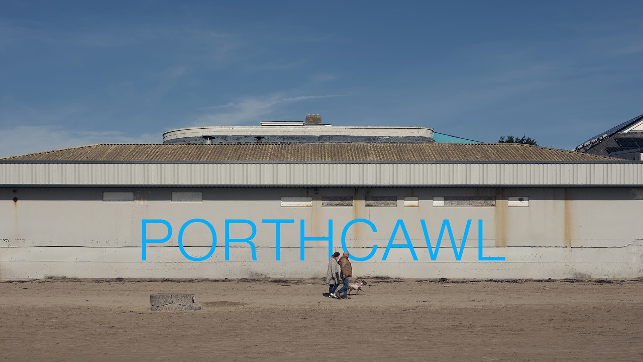 A last   SUNSHINE! Medium format street photography in Wales | GFX 50R
