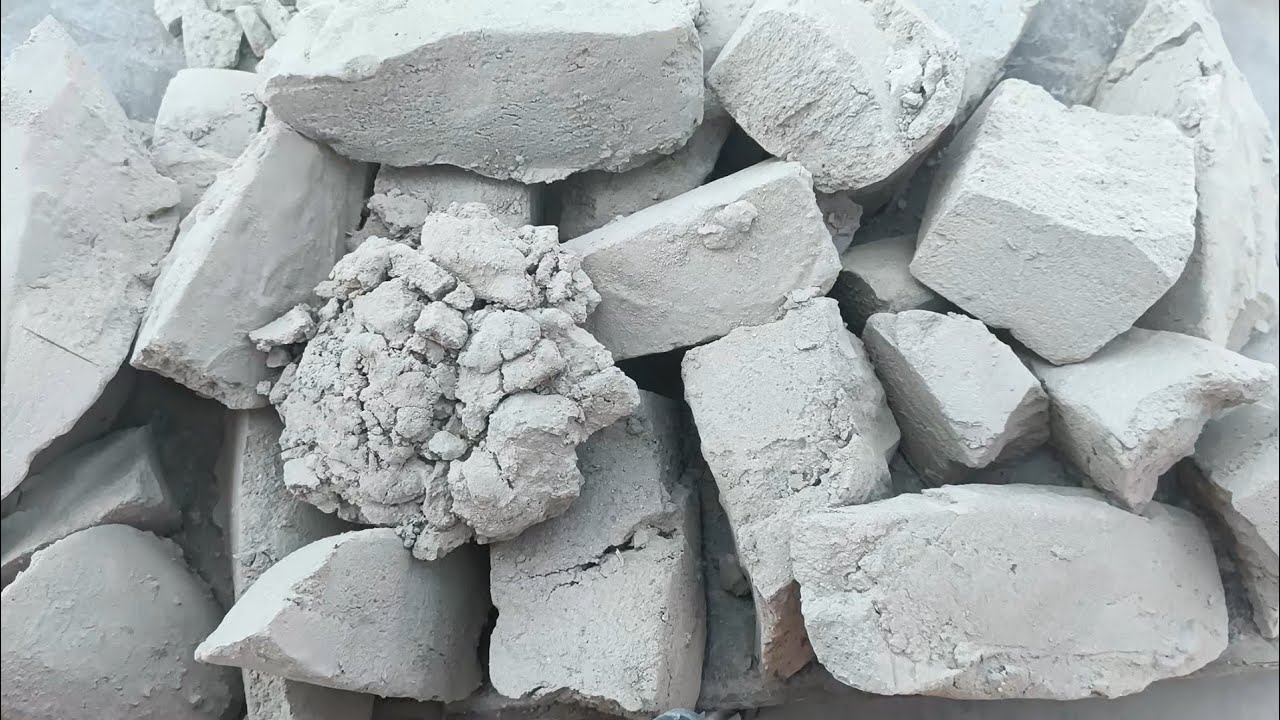 New amazing mild white mud chunks dry crumbling on floor 🌪️ sleep aid 😴 💤