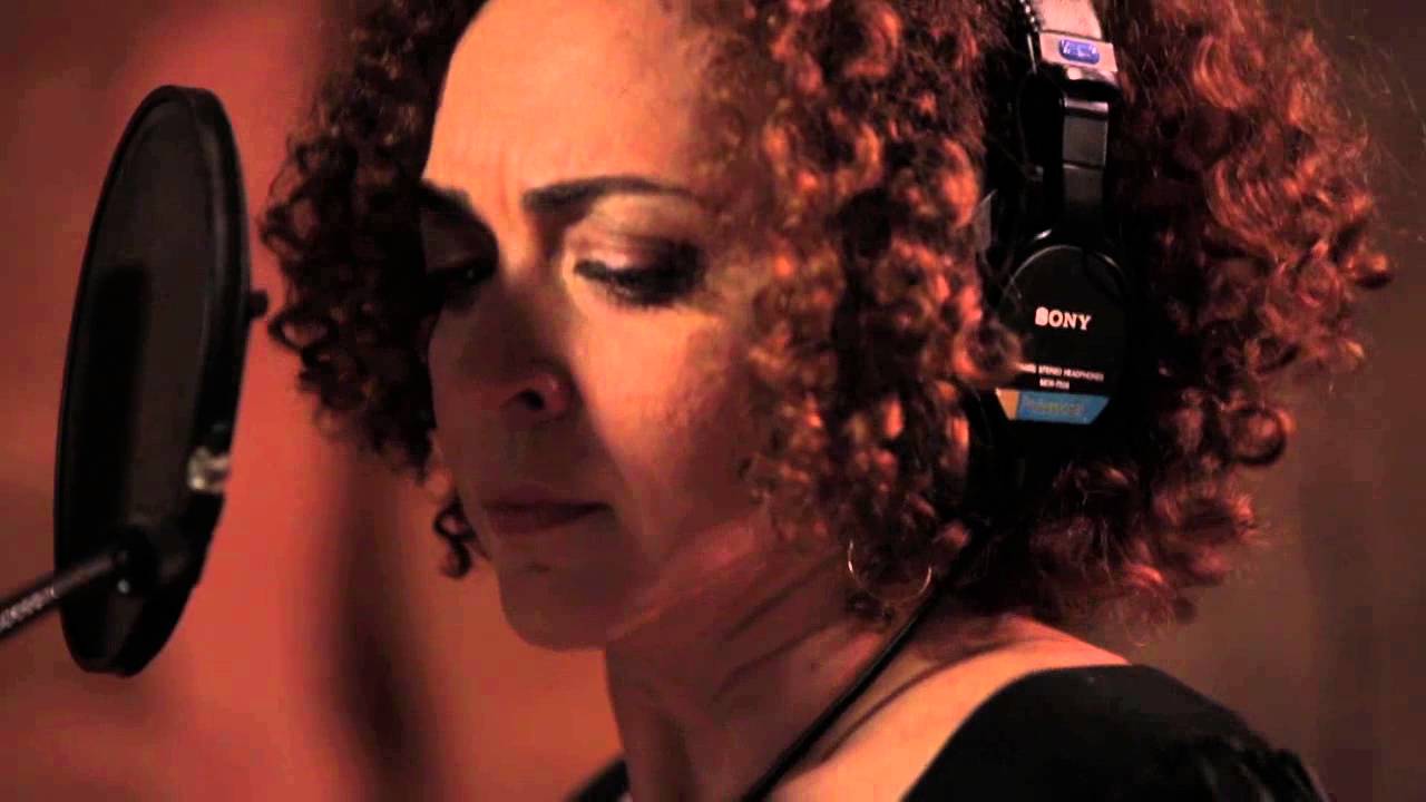 LEVE CHICO | O QUE SER&Aacute; - Laila Garin