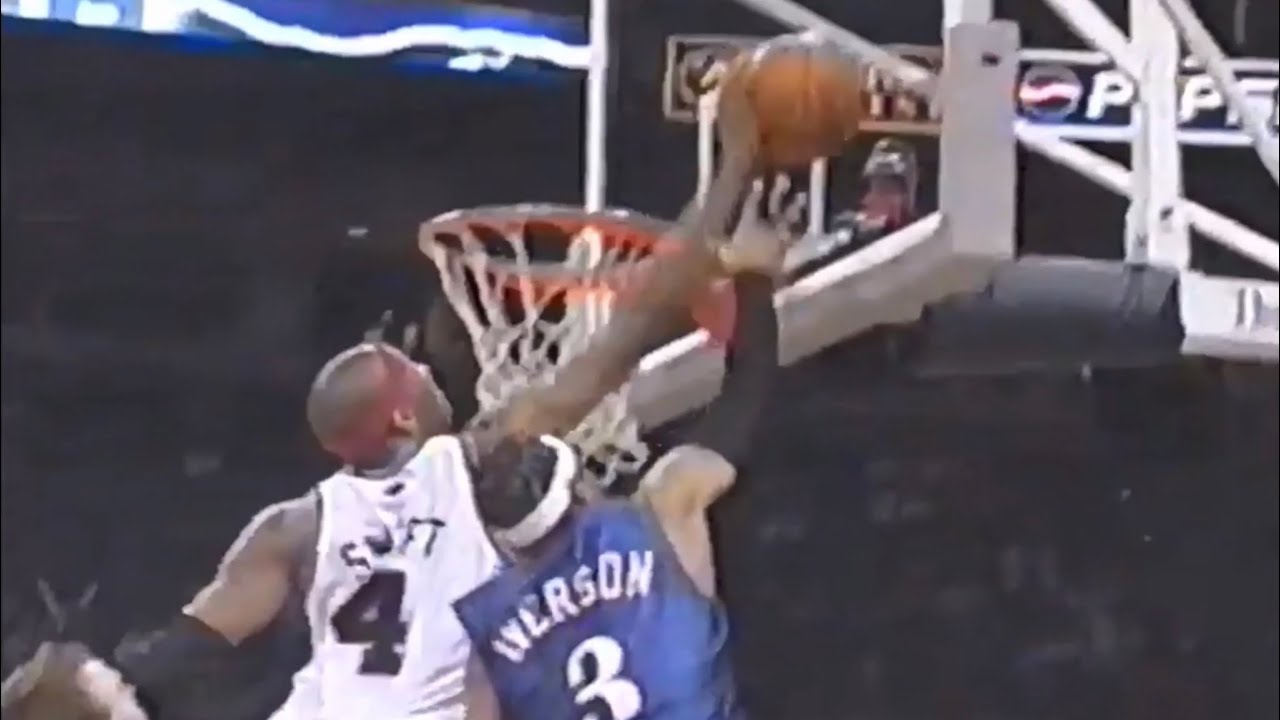 Stromile Swift Grizzlies 12pts 16rebs 8blks (T-Franchise Record) vs 76ers (2002)