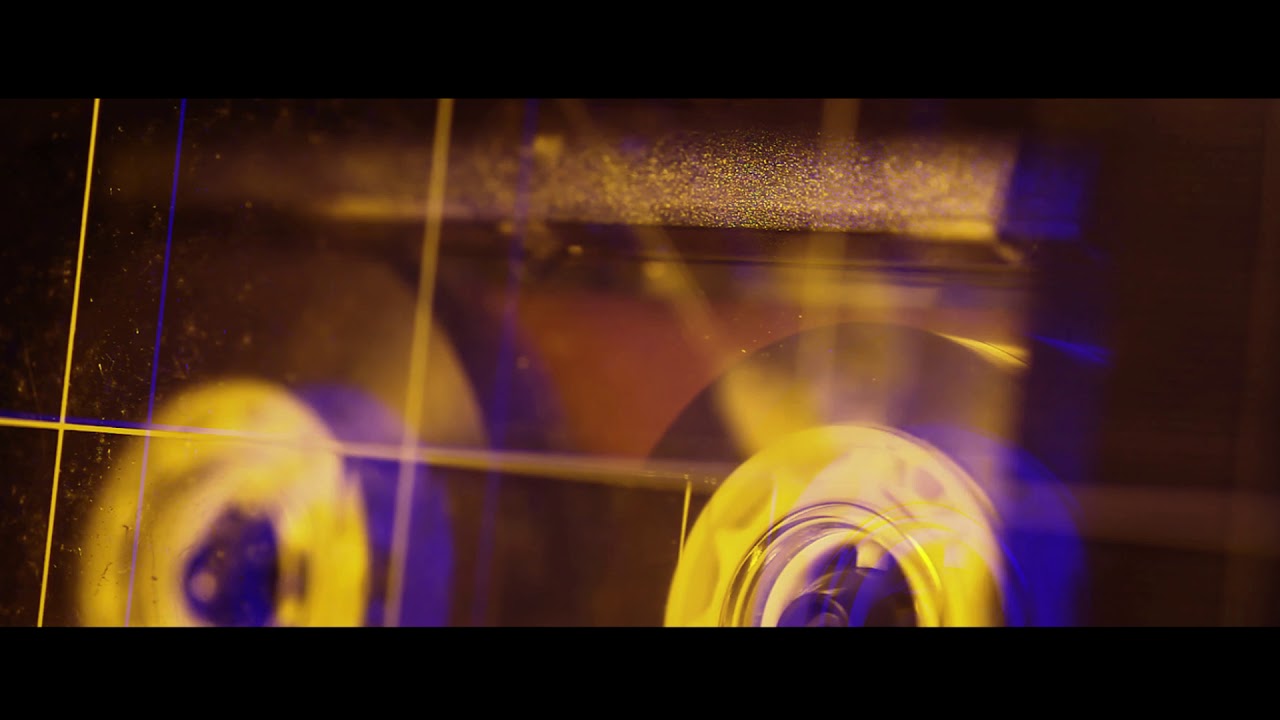 Little bit of sun (Lyric Video)