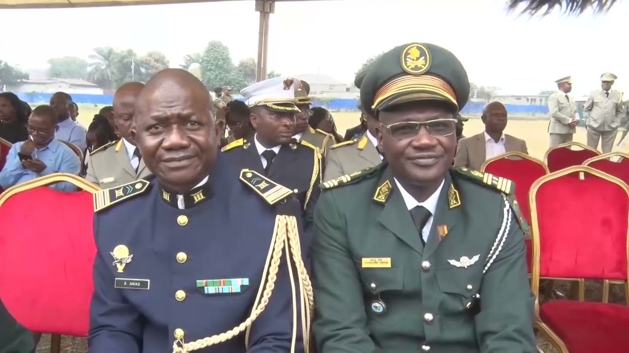 Cérémonie de fin formation à l'école de guerre de Kinshasa