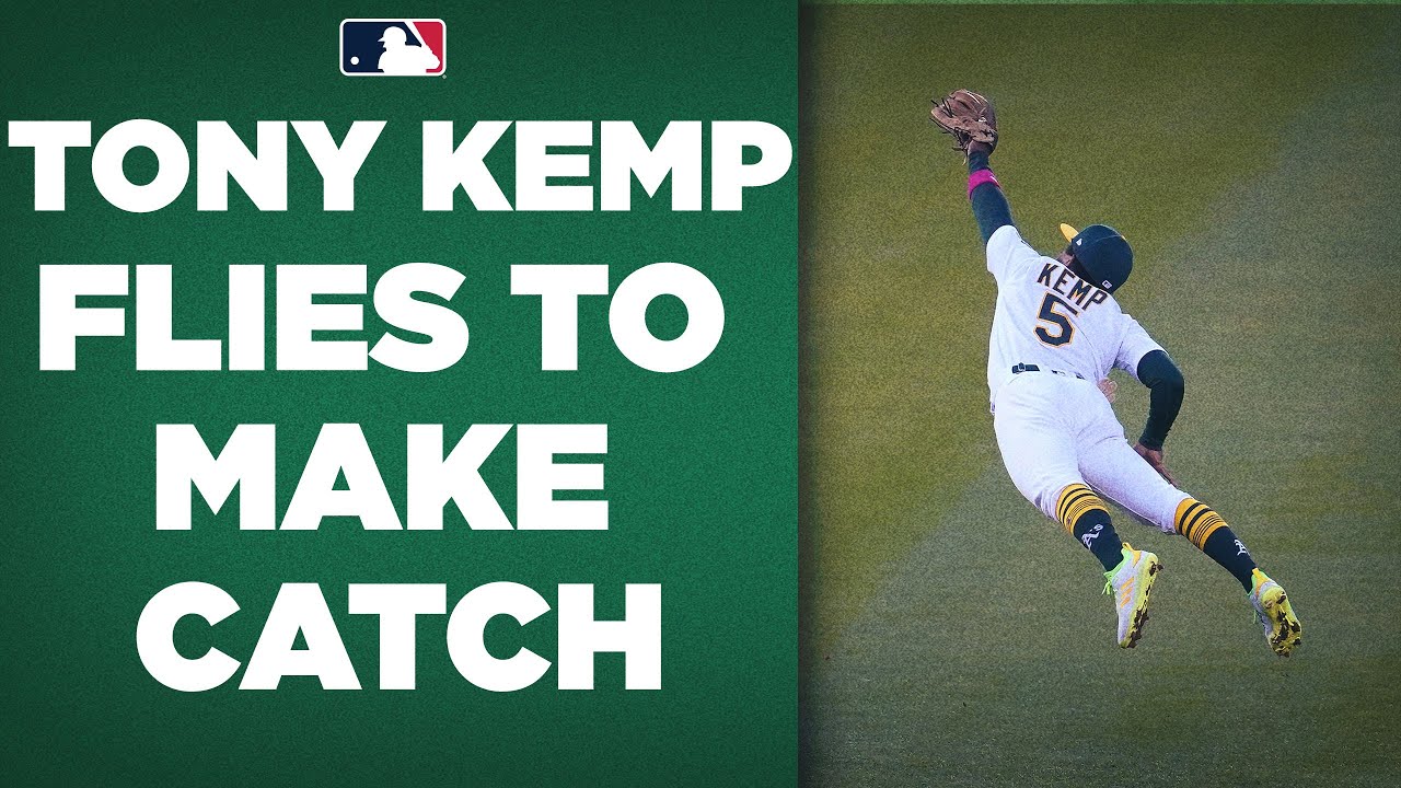 Tony Kemp does best SUPERMAN impression to make SENSATIONAL catch!