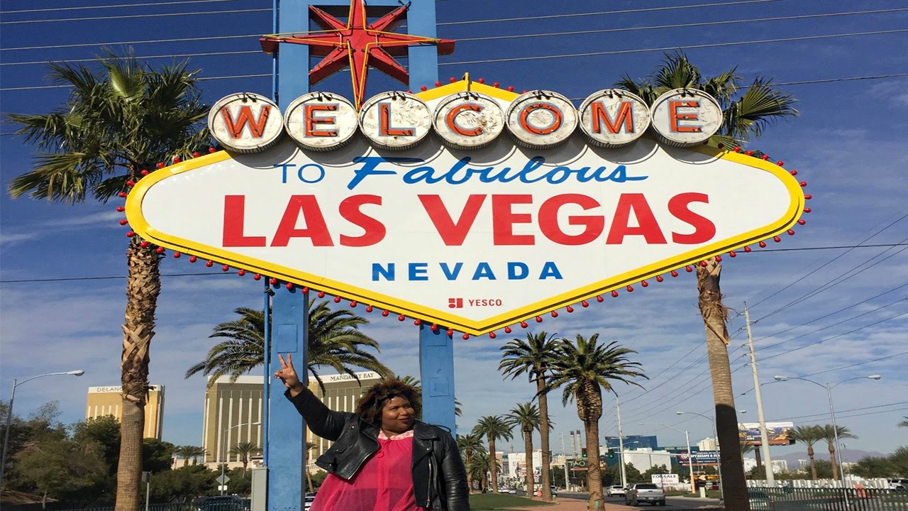 Vintage Shopping in VEGAS | Vlog