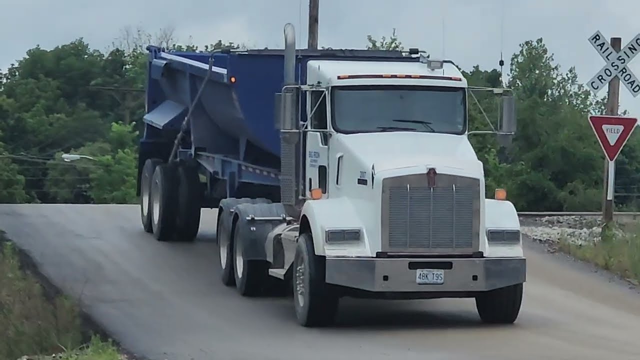 [4K] BIG Rigs Truck Spotting across KC VOLUME 5: Hauling sand loads