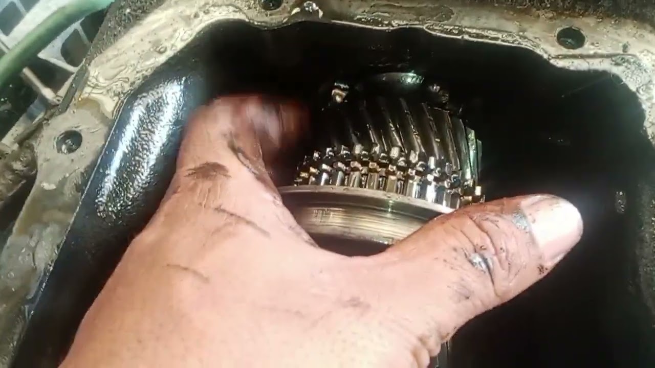 maingay na transmission 4dr5