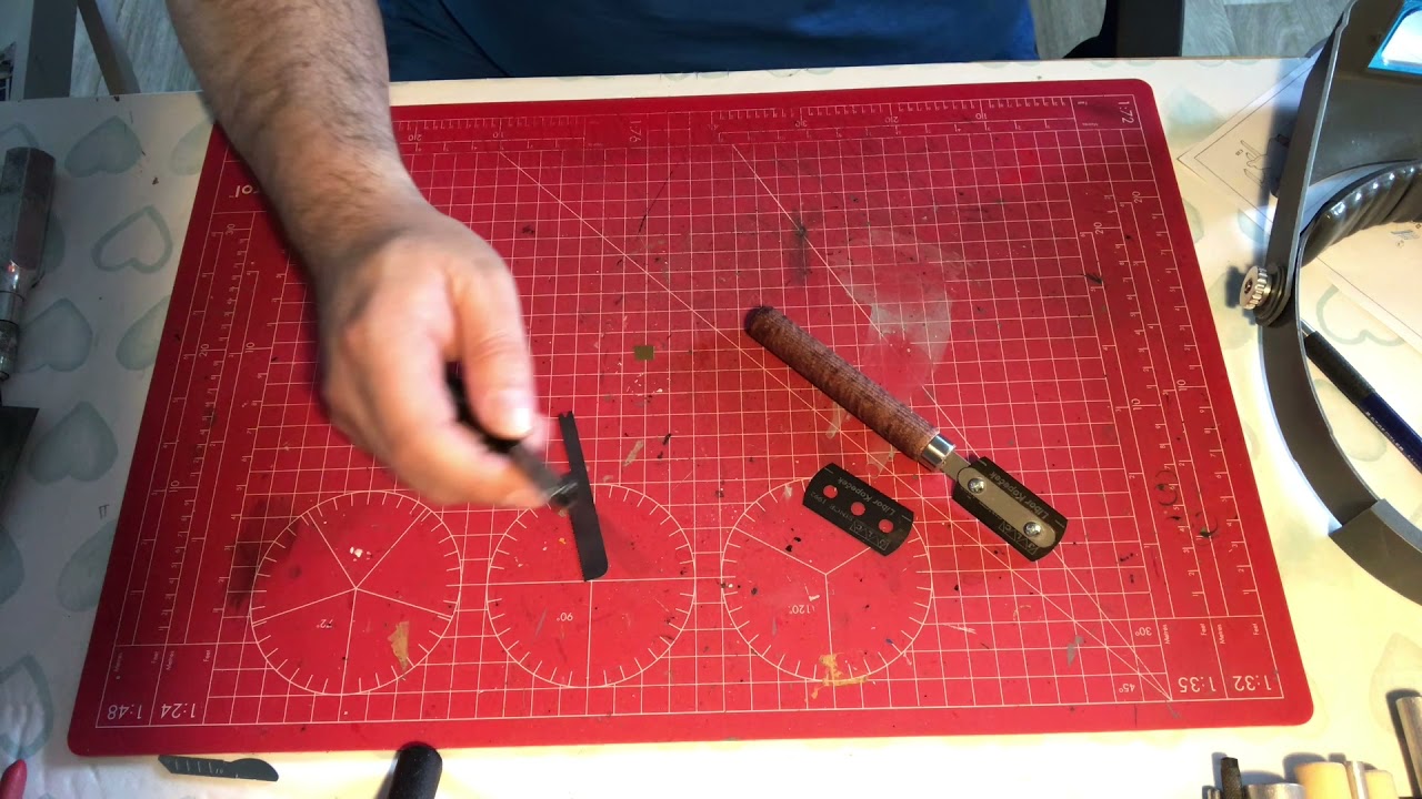 Focus on tools for modelling - JLC Saw