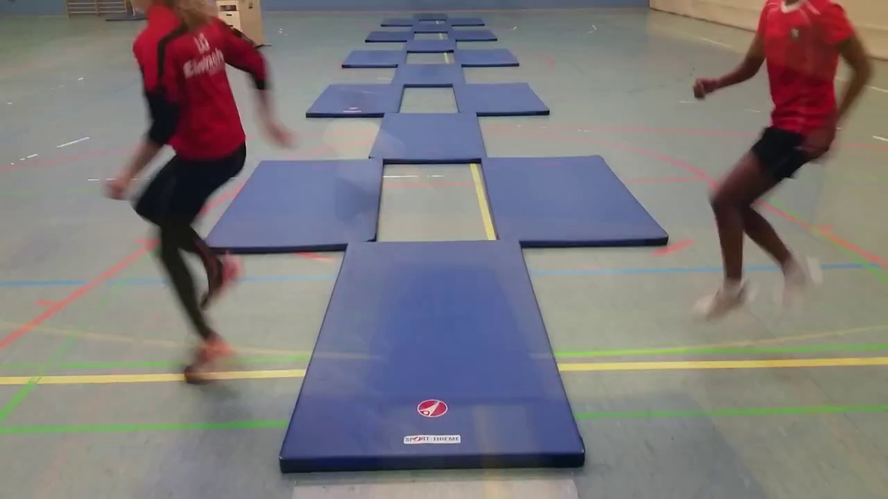 Lauf-ABC und Koordinationstraining mit Matten