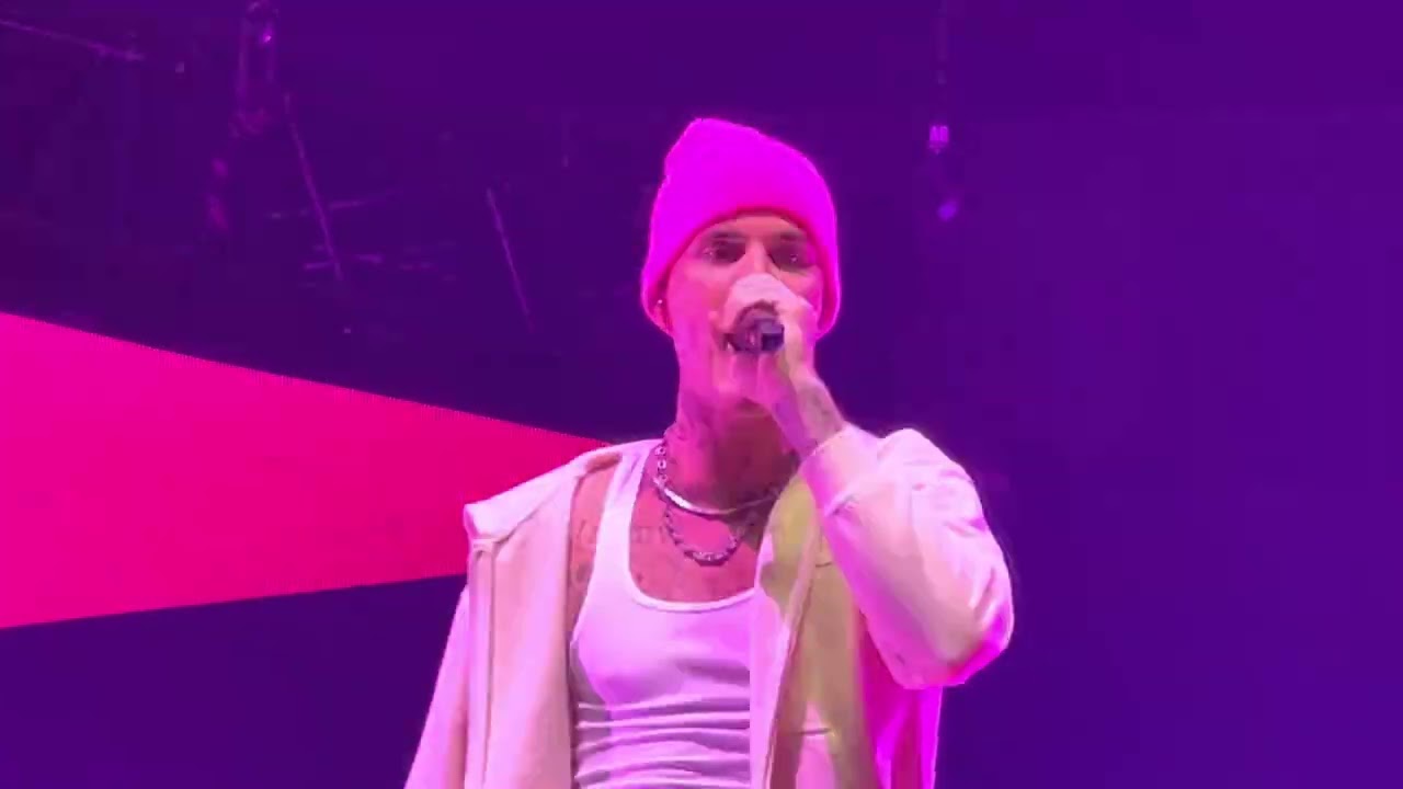 Justin Bieber - Sorry (Live in San Jose) 02/28/2022