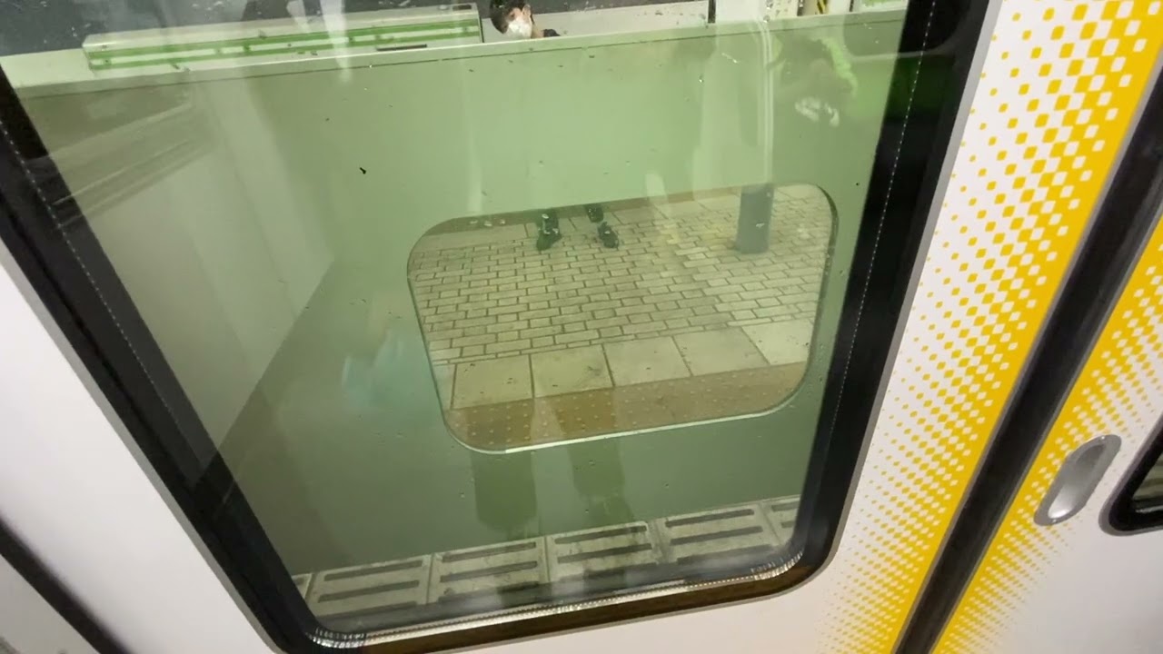 山手線オーバーランの瞬間❗️ （若干）