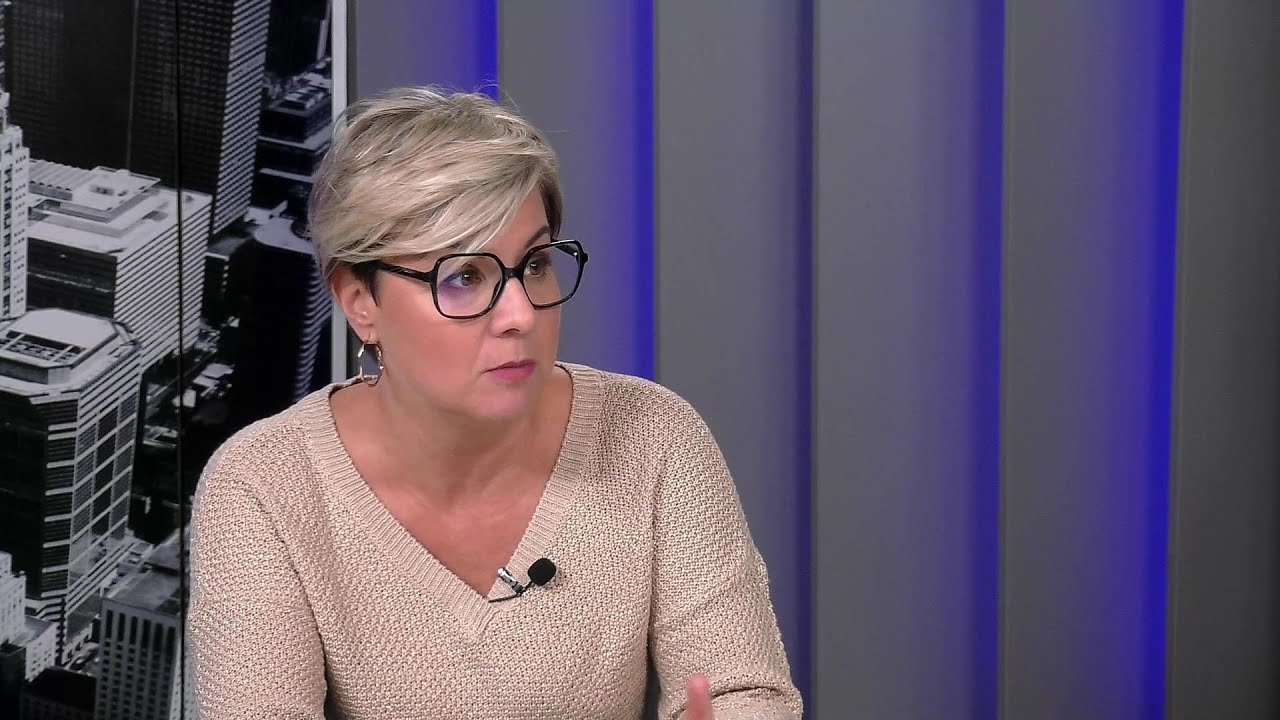 Heti Jégbüfé - Ábel Anita,  - Julcsi sosem  gondolt magára Júliaként.