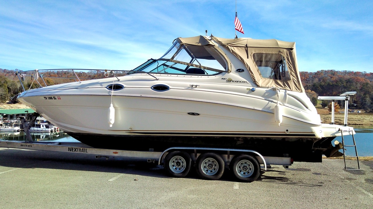 SOLD - 2003 SeaRay 280 Sundancer Express Cruiser with a Trailer on Norris Lake TN