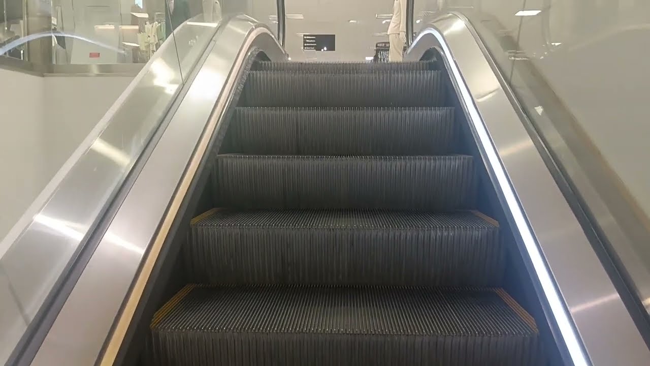 KONE ESCALATOR SET 2 AT MYER IN LAKESIDE JOONDALUP WA PART 2