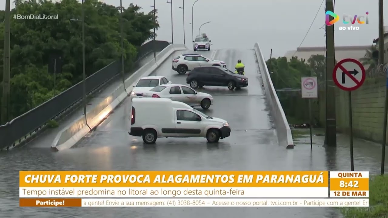 CHUVA FORTE PROVOCA ALAGAMENTOS EM PARANAGUÁ