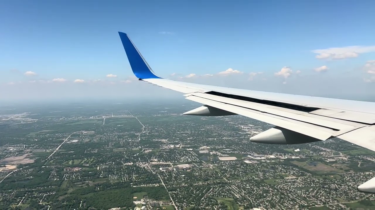 Boeing 757 Approach and Landing at Chicago Ohare