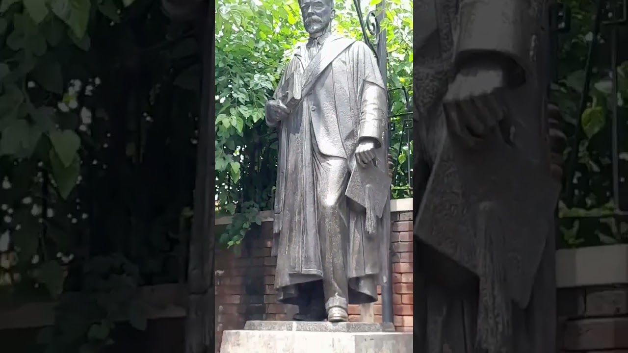 The only statue of Lahore| Alfred woolner#lahorehistory #monument