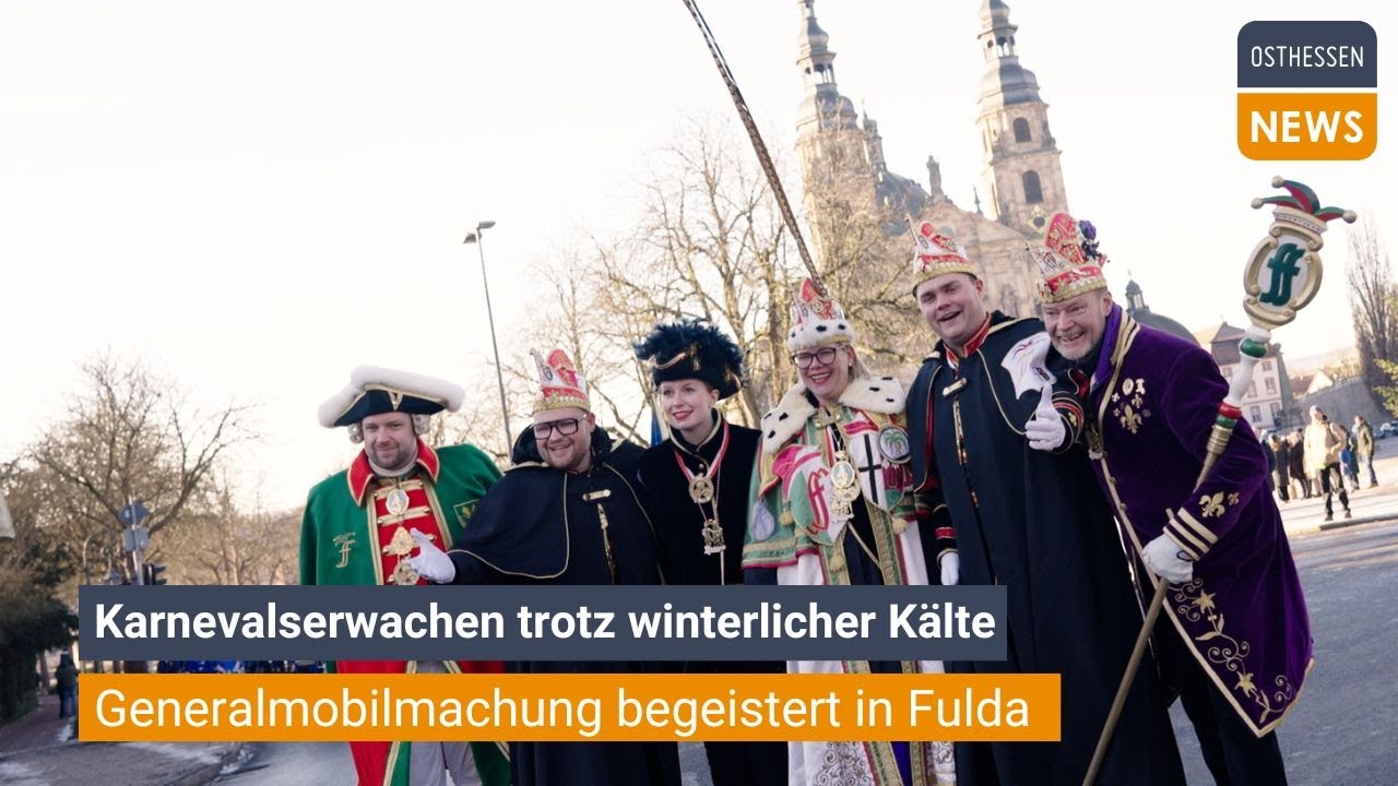 FULDA: Karnevalserwachen trotz winterlicher Kälte Bunte Generalmobilmachung begeistert Menschenmenge