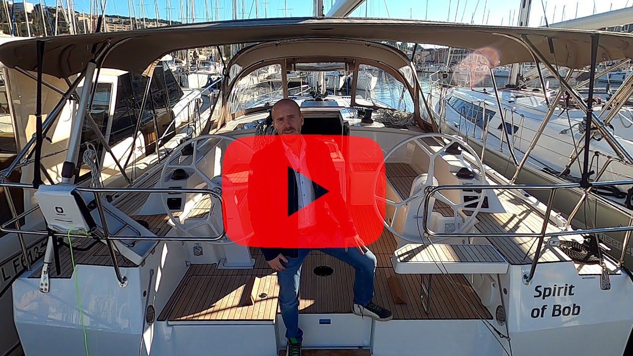 Visite privée du voilier BAVARIA C42 avec Evasion Yachting (83)