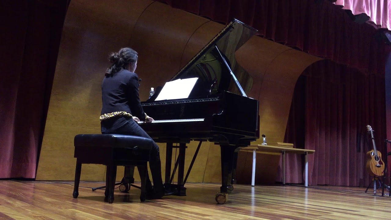 IDOIA ASURMENDI. Mendian Gora (Imanol)