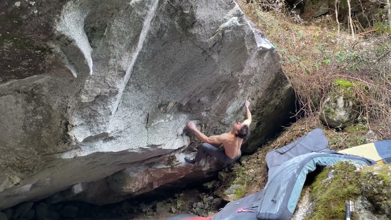 Brown Sugar, 8a+. Bagni di Masino