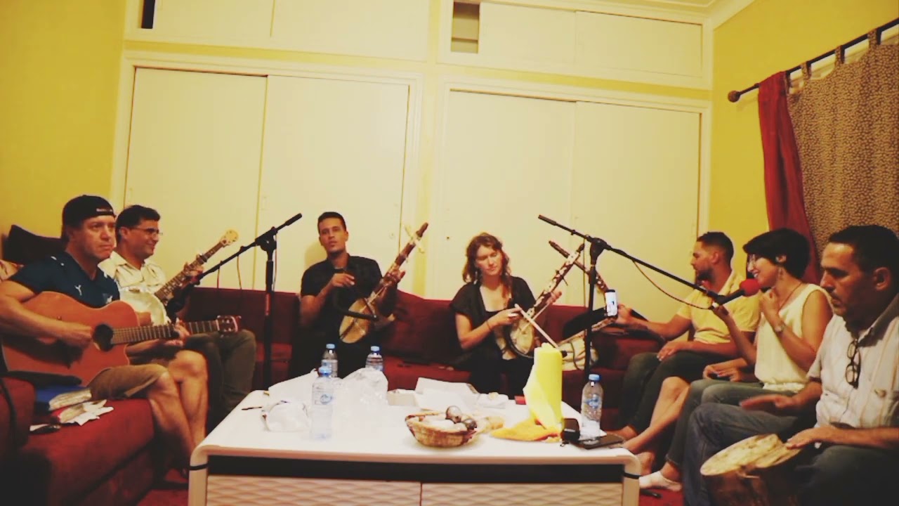 من روائع المهدي بن مبارك (مانيك راد سكرغ اياماركي) باداء الفنانة(zora tanirt) اكيور افجيجن 🎶🎶🎶🎤❤