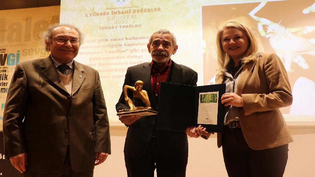5. Yüksek İnsanî Değerler Ödülleri, törenle sahiplerini buldu.