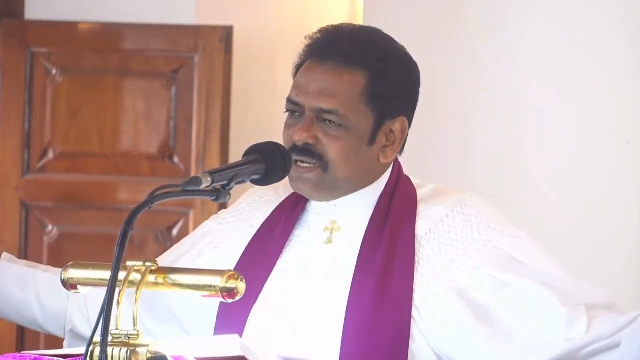 பஞ்சத்தால் குடிபெயர்ந்த நகோமி குடும்பம்...