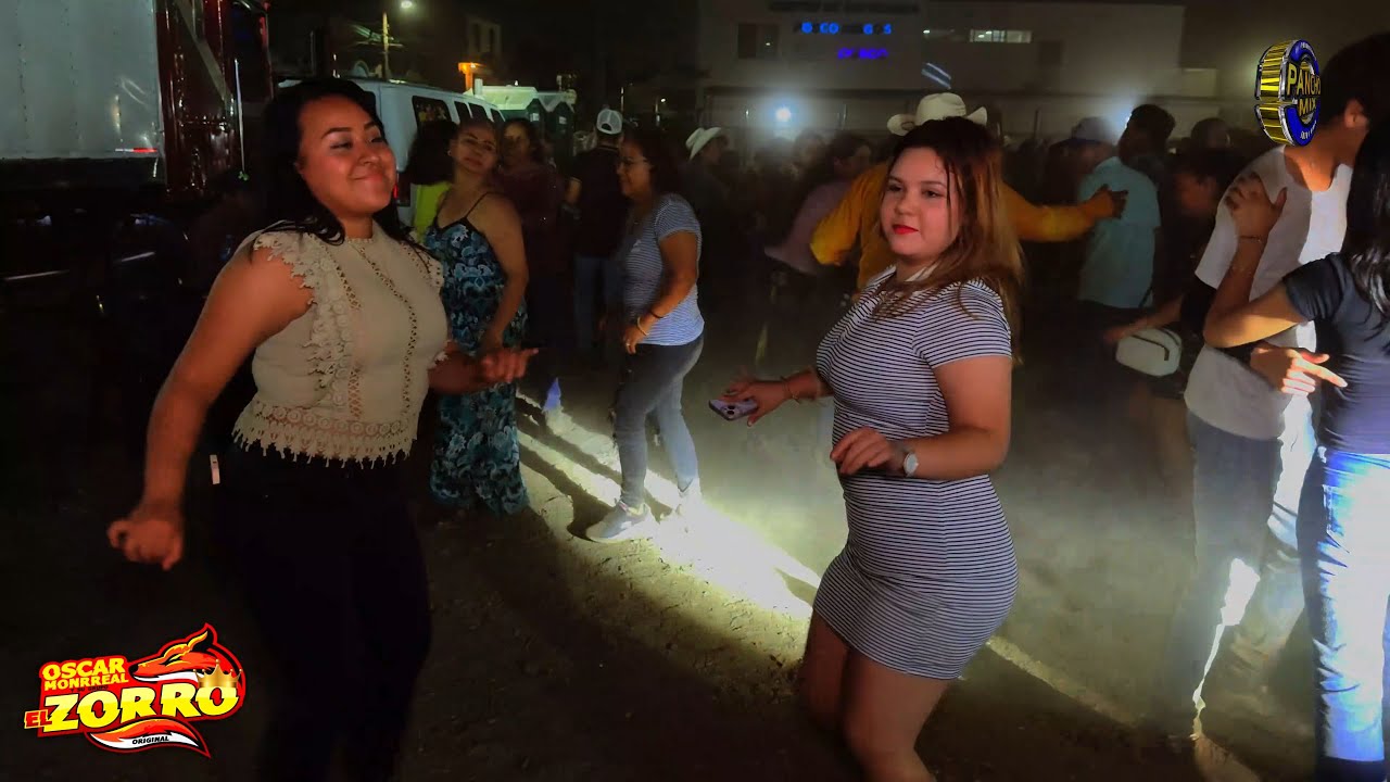 Oscar Monreal y su grupo el zorro en vivo tema-  Mueve el esqueleto desde monte alto Altamira