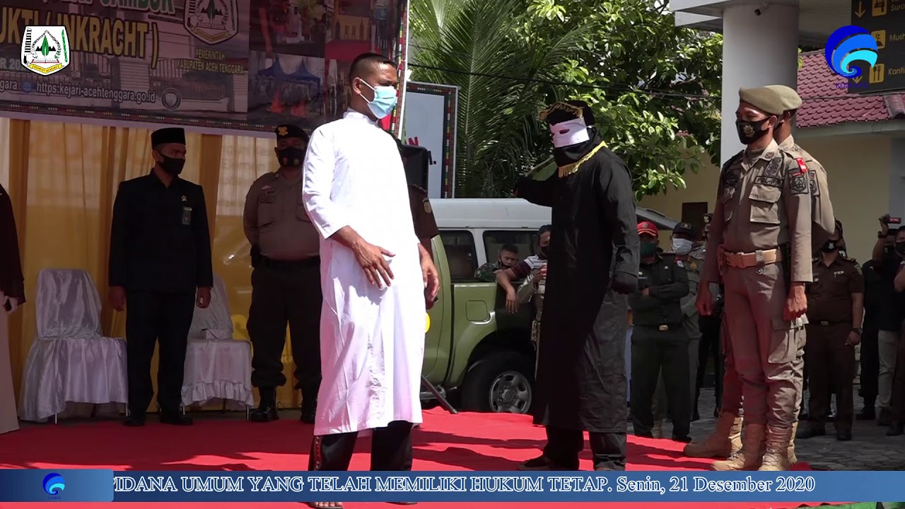 EKSEKUSI U'QUBAT CAMBUK TERHADAP TERHUKUM YANG MELANGGAR QANUN ACEH NO 6 TAHUN 2014.