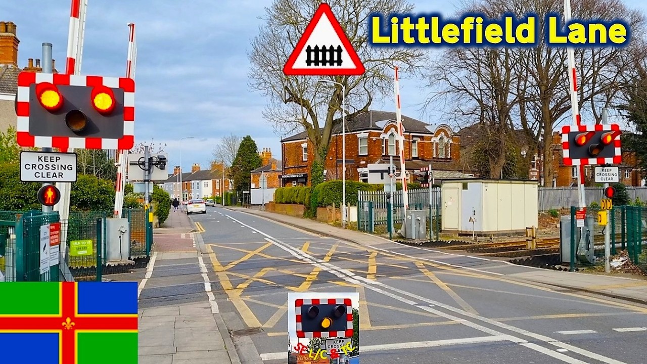 Grimsby (Littlefield Lane) Level Crossing, Lincolnshire